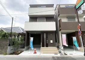 高槻市昭和台町2丁目　新築一戸建　B号棟